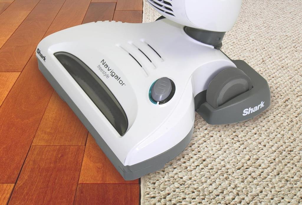 Shark SV1106 Navigator Vacuum Cleaner