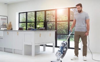 What are the Benefits of Using a Cordless Vacuum Cleaner?