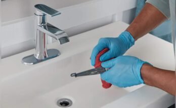 How To Remove Bathroom Sink Stopper For Cleaning