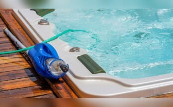 Can a Pool Vacuum Be Used for Hot Tubs?