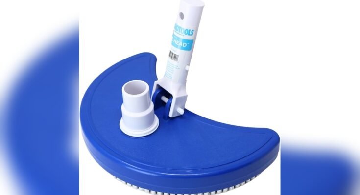 How Do I Unclog a Pool Vacuum Head?