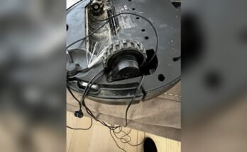 How to Fix a Robot Vacuum That Gets Tangled With Cords?