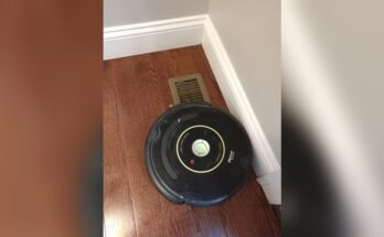 How to Fix a Robot Vacuum That Keeps Getting Stuck?