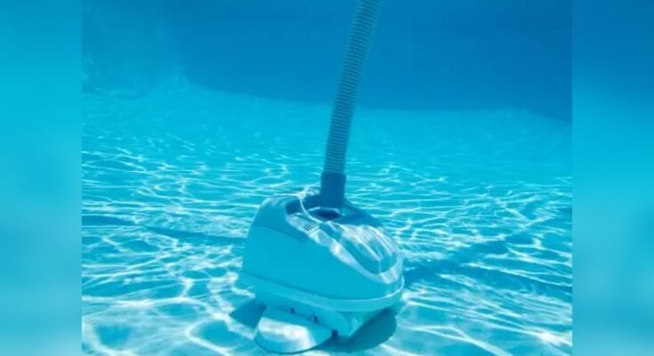 What Maintenance Does a Robotic Pool Vacuum Need?
