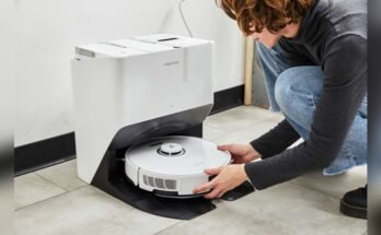 Which Robot Vacuum Works Best on Hardwood Floors?