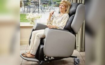 What Chair is Best for Elderly People