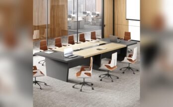Best Conference Table for Large Boardrooms
