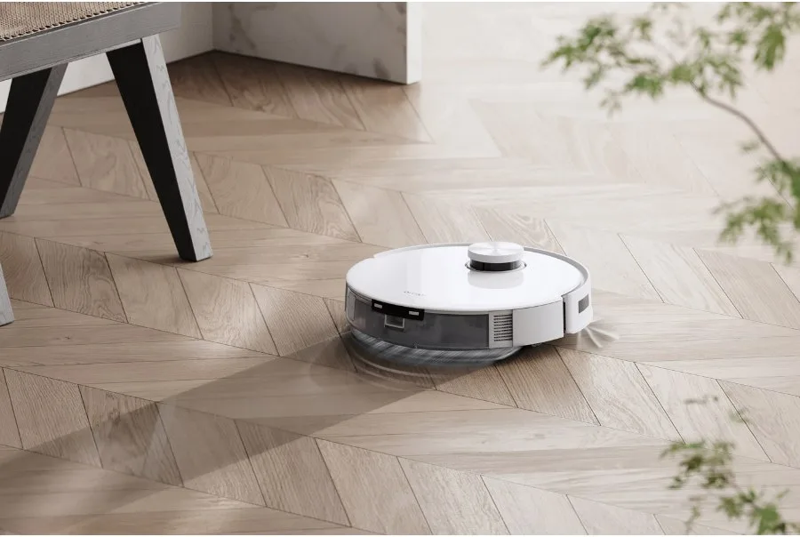 Can robot vacuums clean laminate floors?