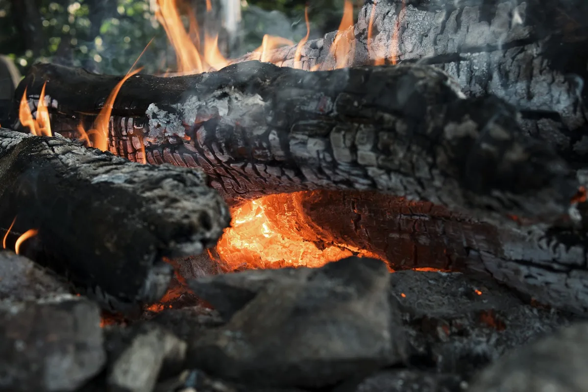 hot embers / smoldering coals