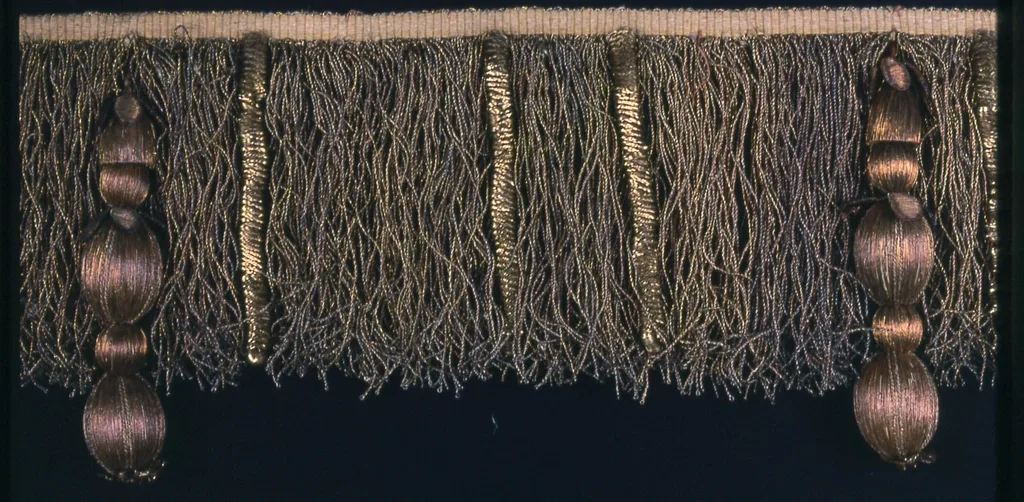 Rug fringes and tassels